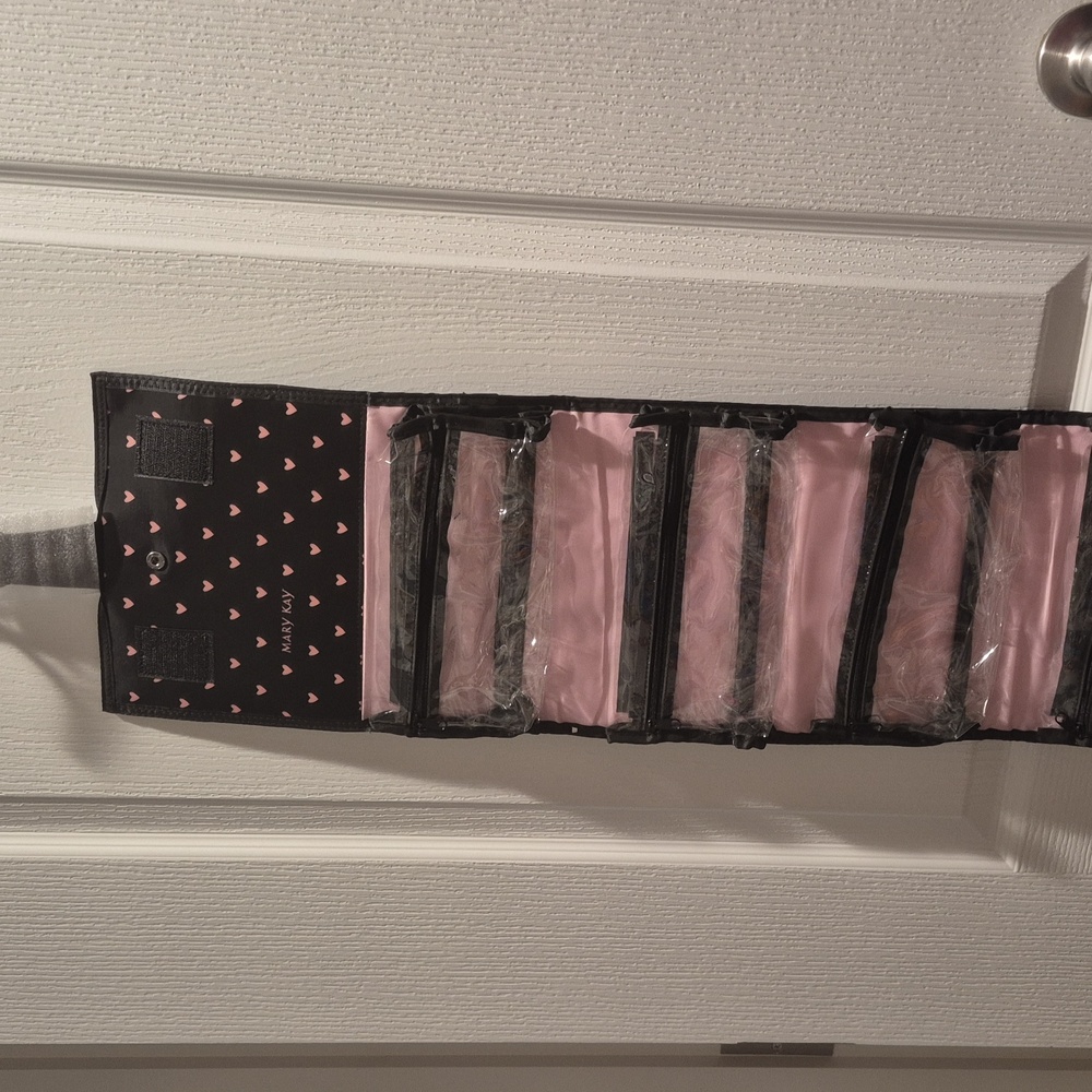 Mary Kay Black and Pink Heart Organizer